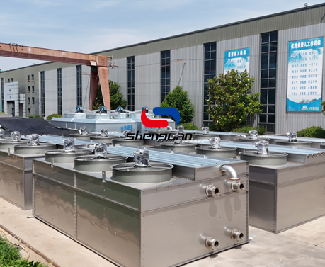 順流式閉式冷卻塔